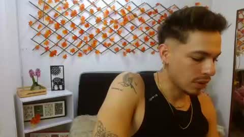 Juan online show from 06-18-26, 01:39