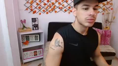 Juan online show from 06-29-26, 01:11