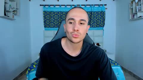 Juan online show from 02-10-25, 04:19