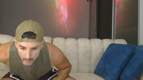 juan_axel_ online show from 04-01-26, 02:56