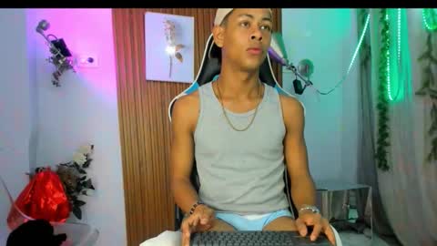 juan_contreras7 online show from 10-10-25, 11:20