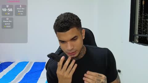 juan_gomez_1 online show from 02-04-26, 01:44