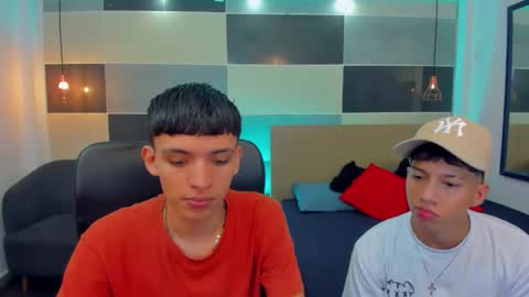 JuanSteven online show from 12-24-24, 04:44