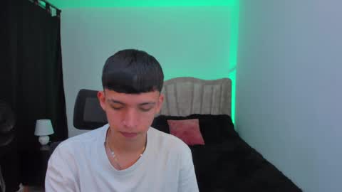 JuanSteven online show from 09-24-25, 04:27