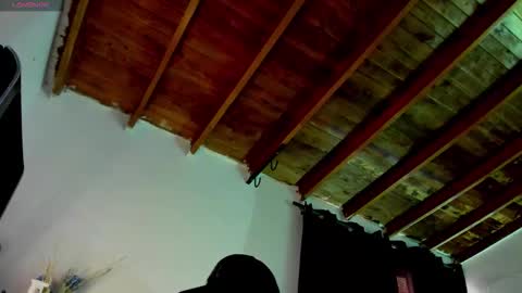 Juan Posada online show from 02-17-26, 06:03