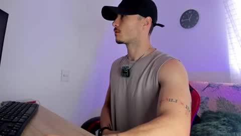 juan_savagex online show from 07-23-26, 04:16