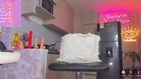 JUANA VALENTINA QUINTERO independent model  ONLY FANS --- Juanaquintero online show from 09-27-25, 05:56