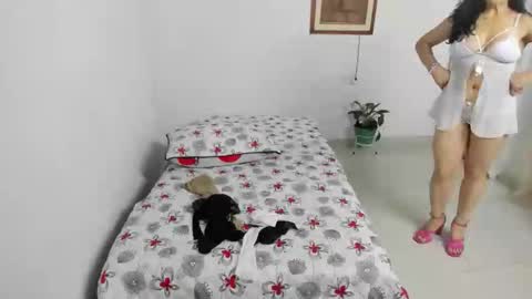 Snapshot of juanasexy_1 chatting on 11-21-25, 03:54 Juana online show from 11-21-25, 03:54