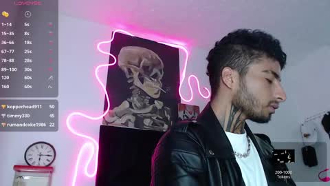 Snapshot of juancamilo66_ chatting on 09-16-25, 12:33 juancamilo66_ online show from 09-16-25, 12:33