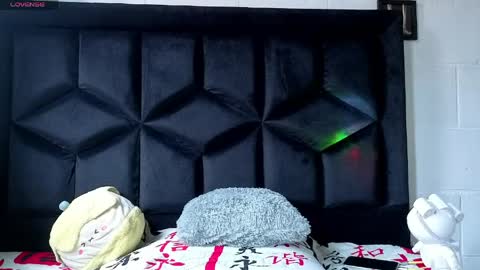 juancamilo66_ online show from 04-15-26, 03:52