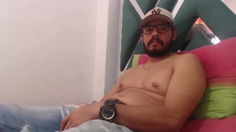 Snapshot of juanfe_style chatting on 09-16-25, 06:09 juanfe_style online show from 09-16-25, 06:09