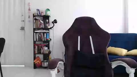 JUANISIMO  online show from 02-10-25, 01:33