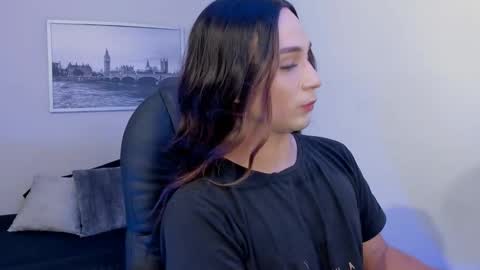 Snapshot of juanita__acosta chatting on 09-17-25, 01:46 juanita__acosta online show from 09-17-25, 01:46