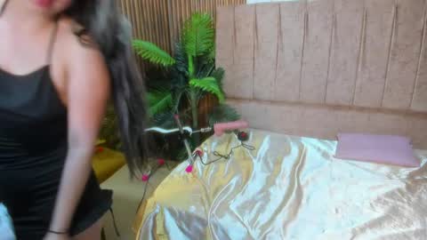 JUANITA online show from 04-27-26, 11:41