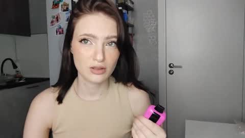 Veronika online show from 05-17-26, 07:50
