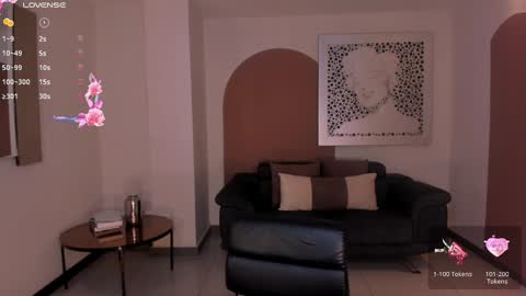 Juanita Clay online show from 12-21-24, 05:18