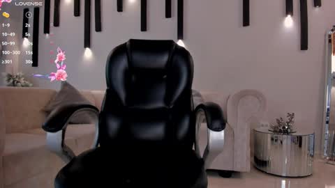 Juanita Clay online show from 01-17-25, 05:51