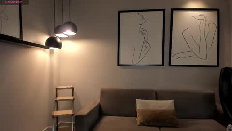 Juanita Clay online show from 10-04-25, 12:14