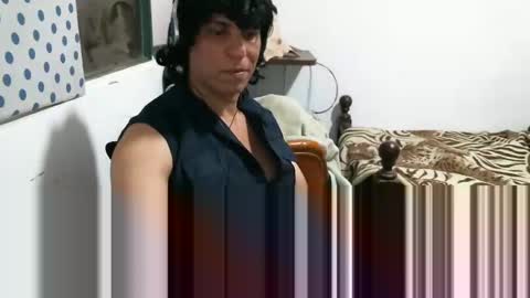 Snapshot of juanito2727 chatting on 12-06-24, 04:03 amor online show from 12-06-24, 04:03