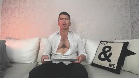 Snapshot of juank_fit45 chatting on 09-15-25, 01:55 Juan k online show from 09-15-25, 01:55