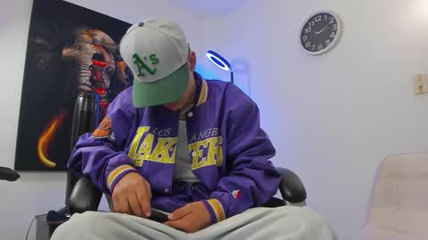 Snapshot of juank_wss chatting on 11-07-25, 11:32 Juank online show from 11-07-25, 11:32