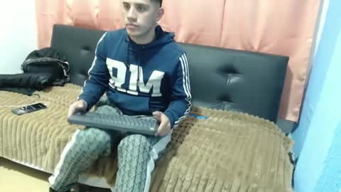 Snapshot of juanperez1999777 chatting on 09-14-25, 10:42 juanperez1999777 online show from 09-14-25, 10:42