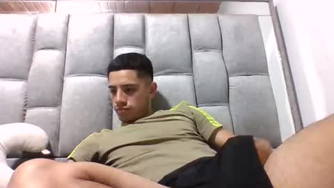 Snapshot of juanperez1999777 chatting on 09-24-25, 03:54 juanperez1999777 online show from 09-24-25, 03:54