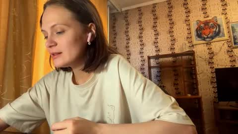 Lulu online show from 02-25-26, 06:45