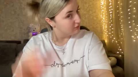 JudeValenti online show from 12-21-25, 05:20