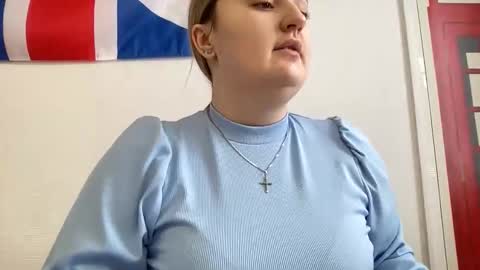 Snapshot of judevalenti chatting on 12-22-25, 08:55 JudeValenti online show from 12-22-25, 08:55