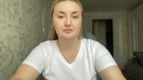 Snapshot of judevalenti chatting on 06-17-26, 05:21 JudeValenti online show from 06-17-26, 05:21