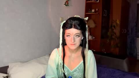 Snapshot of judieswales chatting on 10-25-25, 09:20 Gera online show from 10-25-25, 09:20