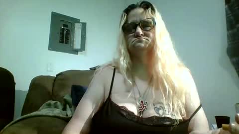 juggacupalo1 online show from 02-06-26, 04:39