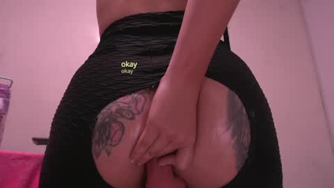 Snapshot of juice6abby9 chatting on 05-05-26, 02:41 Sisi online show from 05-05-26, 02:41