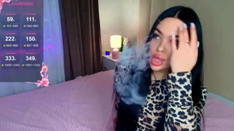 Snapshot of juice_lips chatting on 12-17-25, 07:14 juice_lips online show from 12-17-25, 07:14