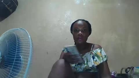 juice_petite3 online show from 02-25-25, 12:58
