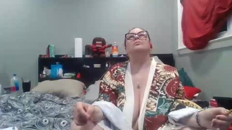Juiceepawwg420 online show from 05-22-26, 02:30