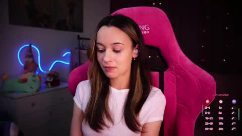 Snapshot of juicy___angel chatting on 02-24-25, 08:25 Angelina online show from 02-24-25, 08:25