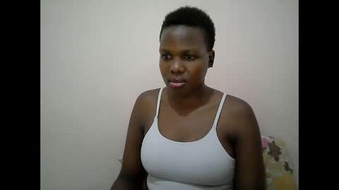Snapshot of juicy_bella2 chatting on 09-10-25, 10:21 juicy_bella2 online show from 09-10-25, 10:21