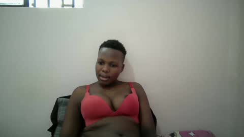 Snapshot of juicy_bella2 chatting on 09-26-25, 09:02 juicy_bella2 online show from 09-26-25, 09:02