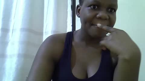 Snapshot of juicy_bella2 chatting on 10-16-25, 07:20 juicy_bella2 online show from 10-16-25, 07:20