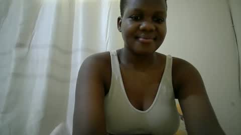 Snapshot of juicy_bella2 chatting on 10-18-25, 08:59 juicy_bella2 online show from 10-18-25, 08:59