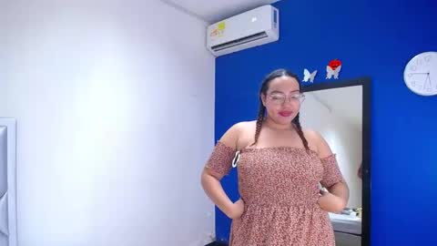 juicy_bignipples18 online show from 12-13-24, 05:54
