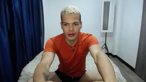 Miguel online show from 11-28-25, 01:52