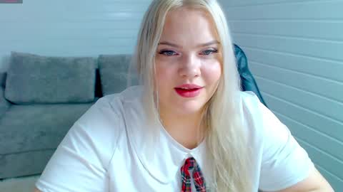 Snapshot of juicy_diana chatting on 05-02-26, 03:55 Diana For friends simple Di online show from 05-02-26, 03:55