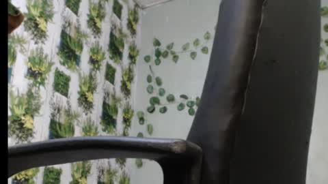 Snapshot of juicy_gold22 chatting on 03-11-25, 08:41 Mariagold online show from 03-11-25, 08:41