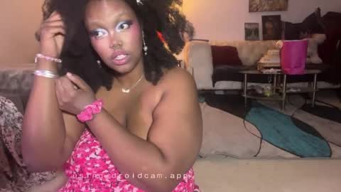 Snapshot of juicy_janet chatting on 05-31-26, 08:32 juicy_janet online show from 05-31-26, 08:32