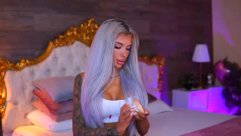 Snapshot of juicy_jessye chatting on 06-06-26, 07:51 Jessye online show from 06-06-26, 07:51