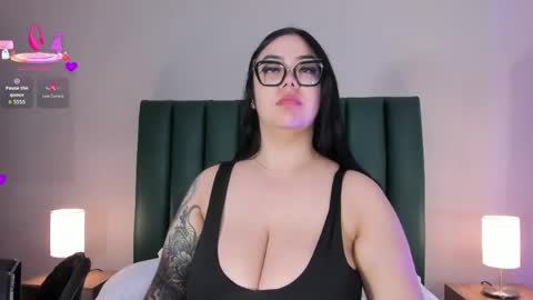 Snapshot of juicy_led_ chatting on 05-07-26, 11:15 Juicy online show from 05-07-26, 11:15