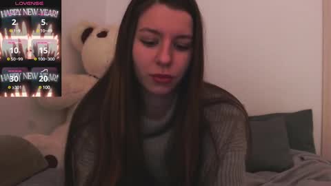 Snapshot of juicy_mystery chatting on 01-11-25, 10:29 laura online show from 01-11-25, 10:29
